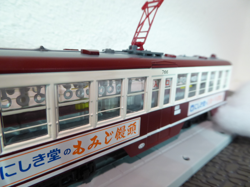 Illustration for article titled Hot Sixty 4th: Train Tuesday with a Tomica